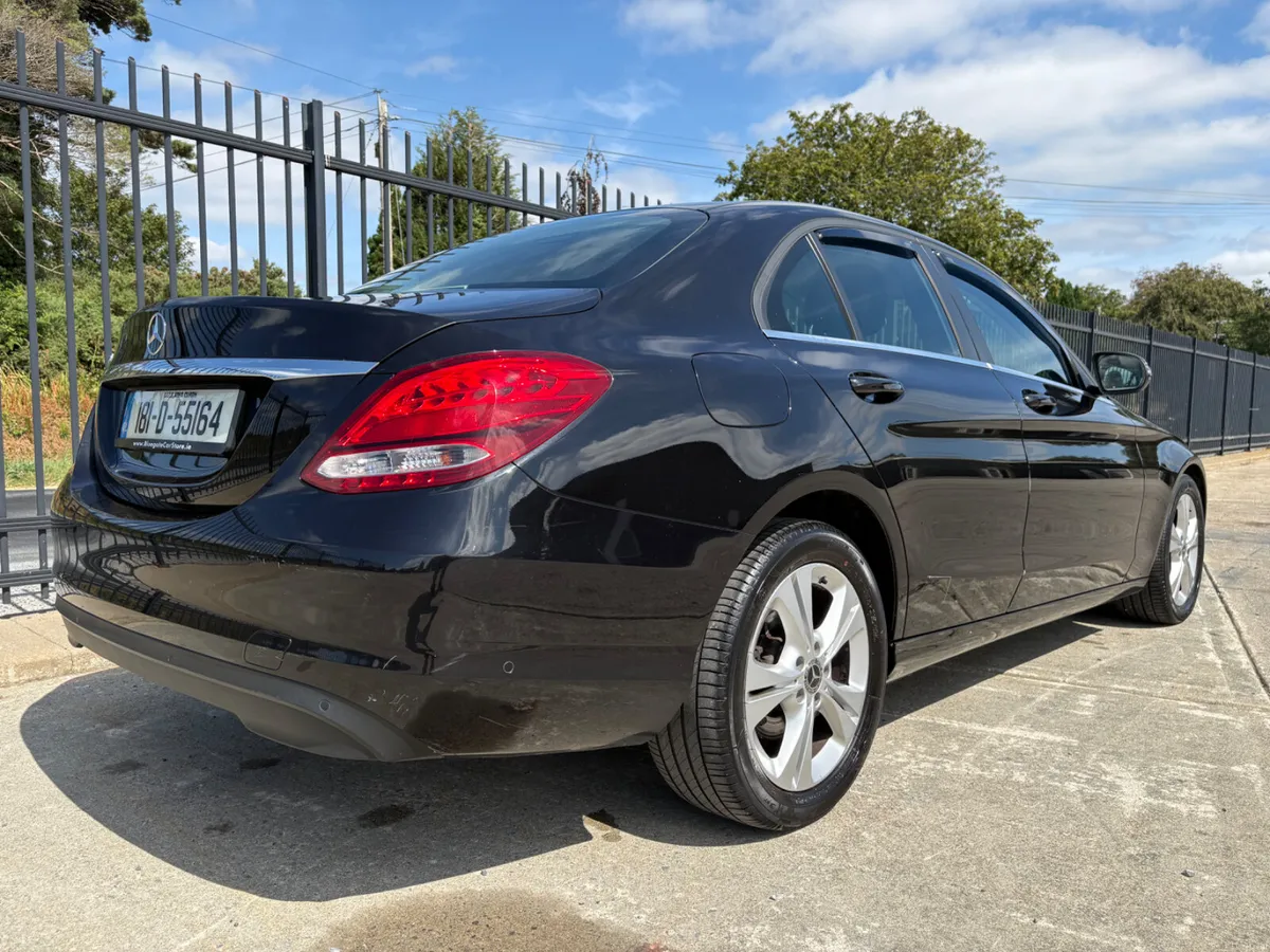 Mercedes-Benz C300h - Image 3