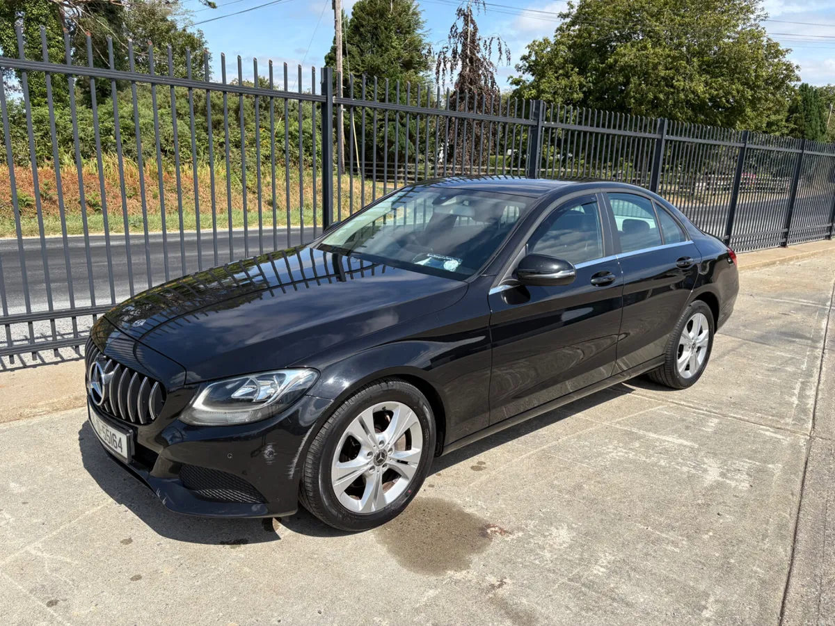 Mercedes-Benz C300h - Image 6