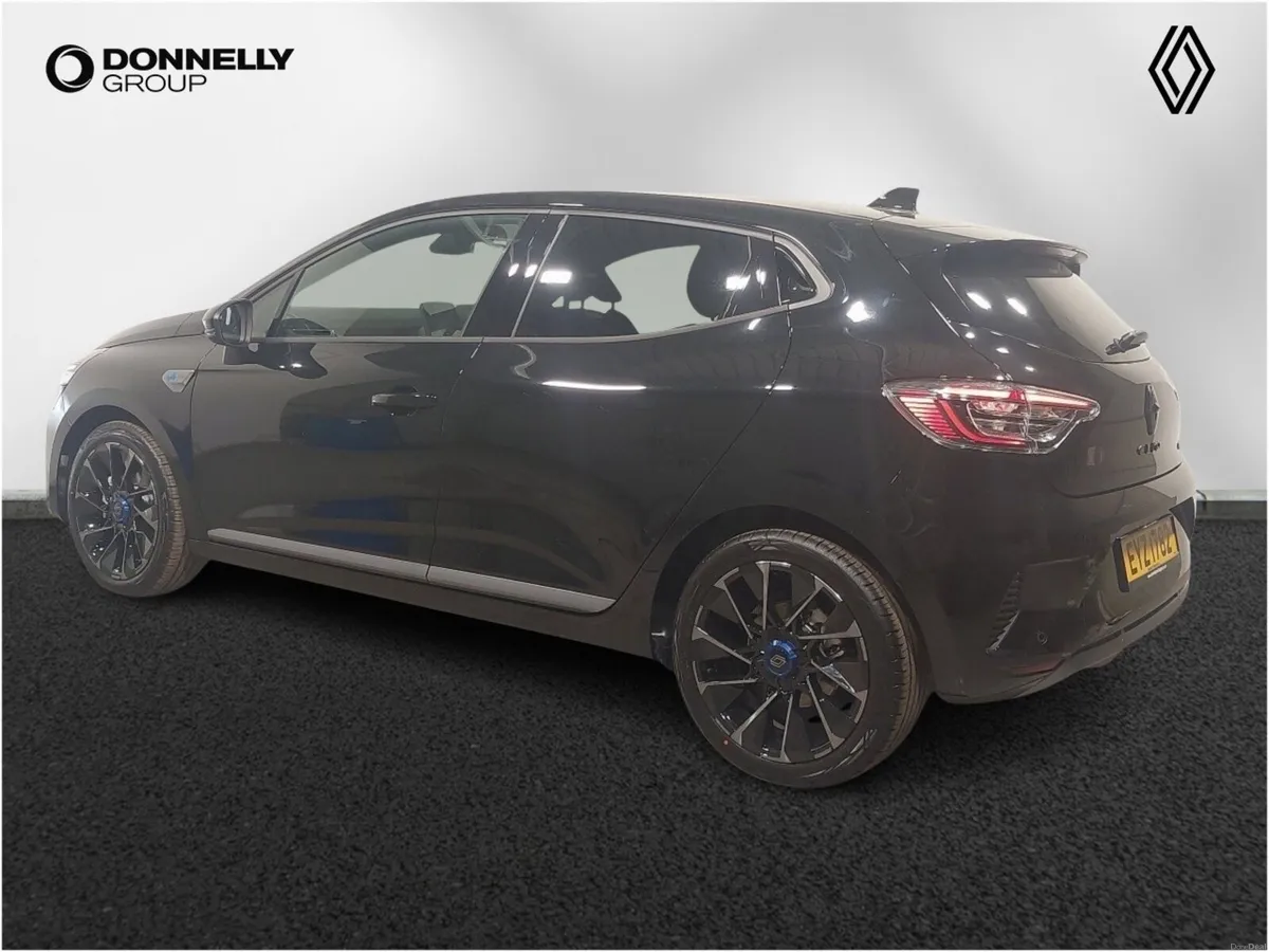 Renault Clio Hatchback Techno Esprit Alpine - Image 2
