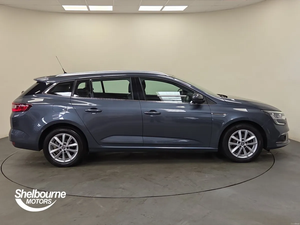 Renault Megane Diesel Sport Tourer Dynamique Nav - Image 3