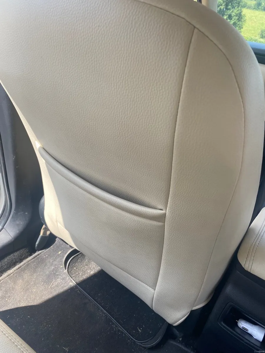 Toyota Corolla 2017 - Image 3