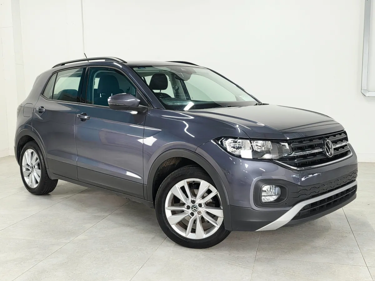 1.0 TSi SE - 1 Owner, Full VW Service History - Image 2