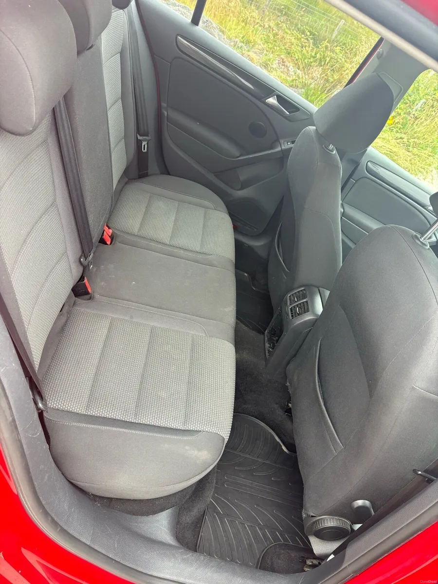 Volkswagen Golf 1.6TDI Match - Image 6