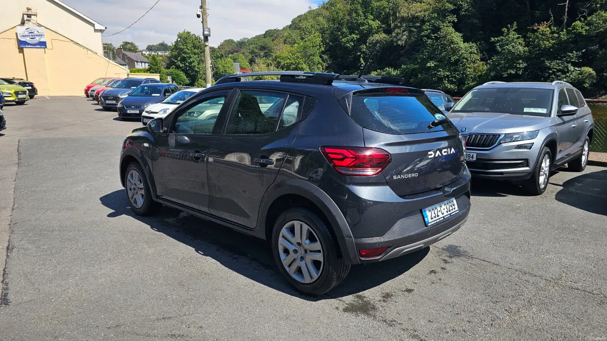 Dacia Sandero Stepway 2023 1.0 T EXPRESSION - Image 5
