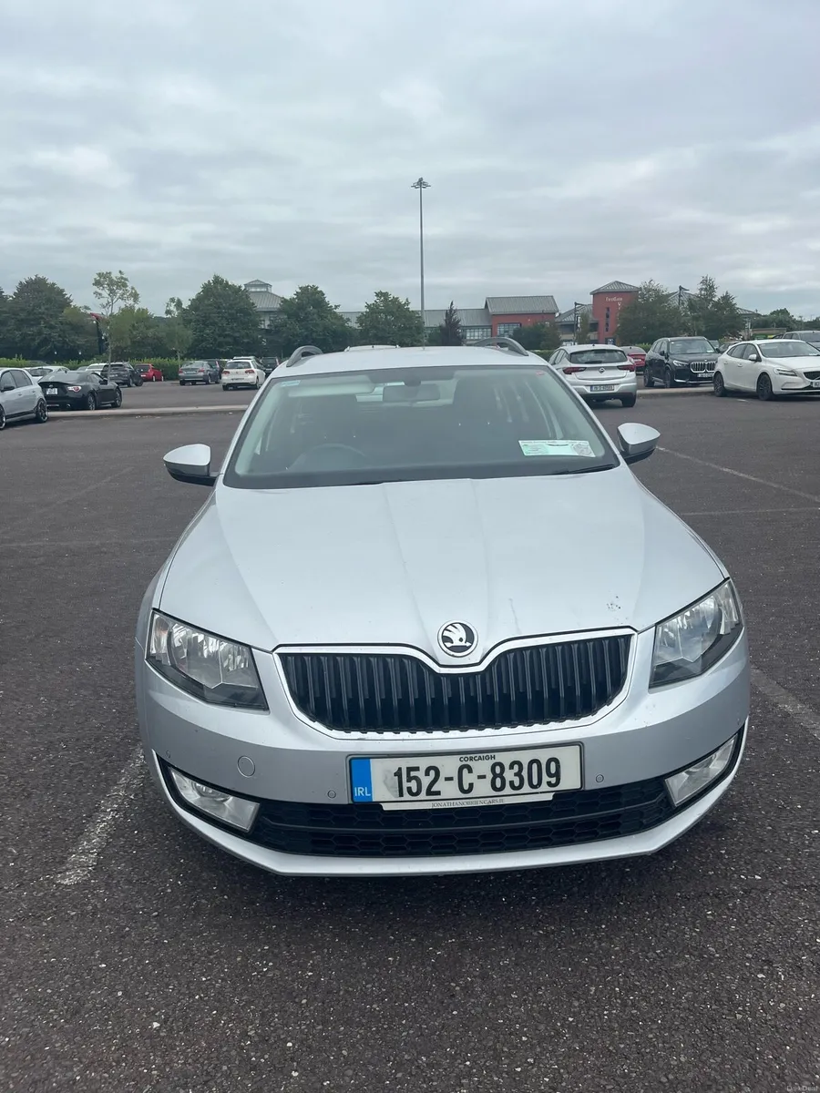 Skoda Octavia TAX 9/26 NCT 2/27 - Image 2
