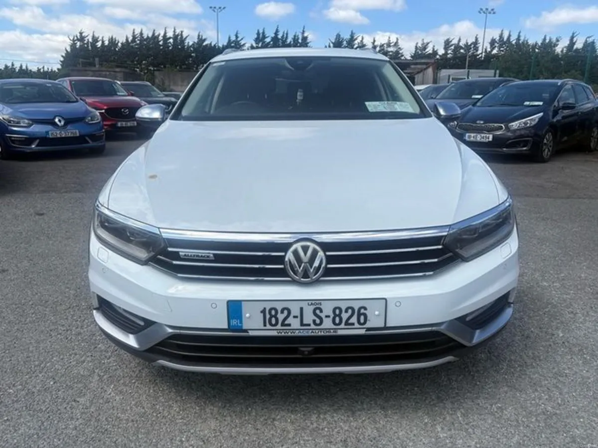 2018 Volkswagen Passat AllTrack 4X4 2.0L Diesel - Image 5