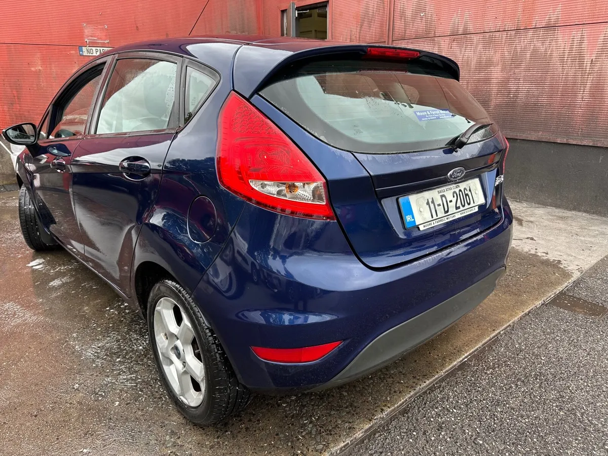 Ford Fiesta 2011 - Image 4