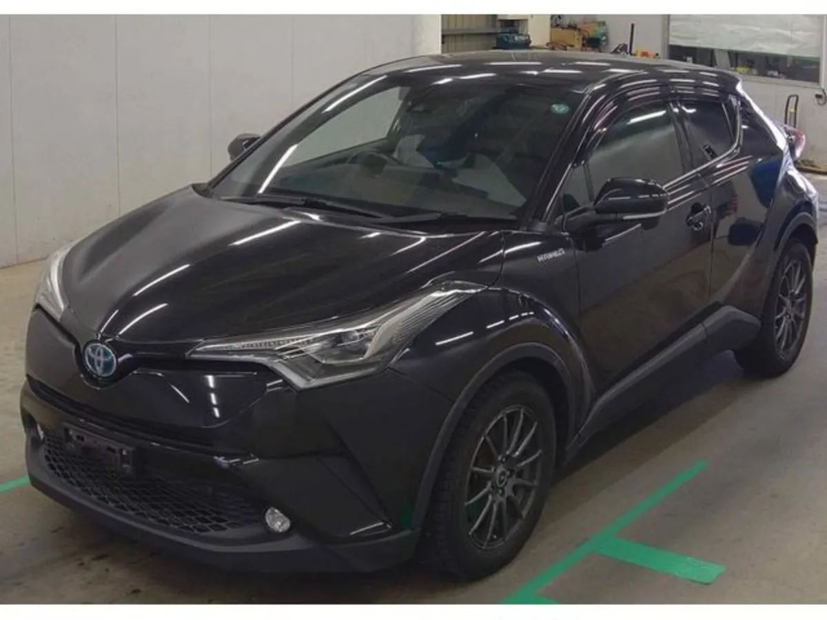 Toyota C-HR 1.8 Petrol Hybrid Auto - Image 2