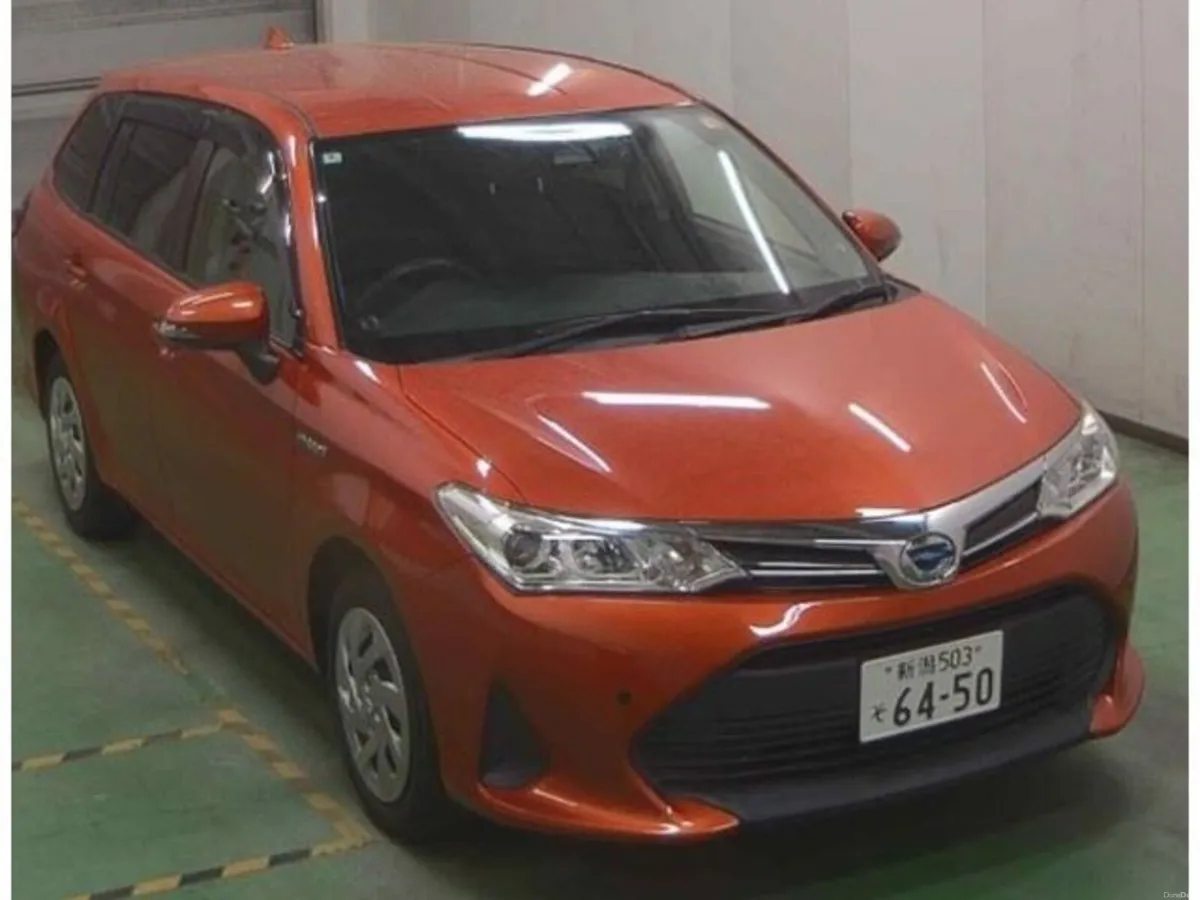 Toyota Corolla 1.5 Corolla Fielder - Image 2