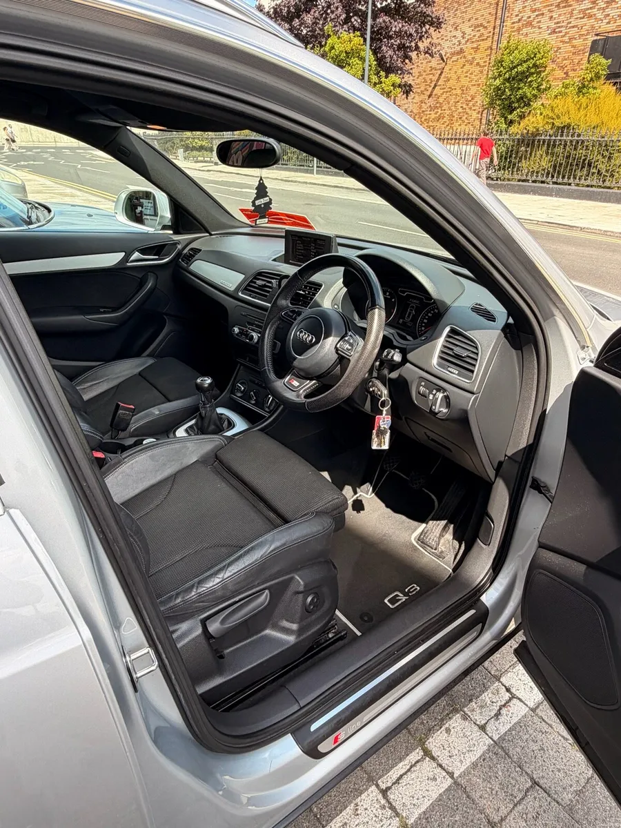 DEPOSIT TAK AUDI Q3 SLINE QUATTRO ULTRA LOW KMS*** - Image 6
