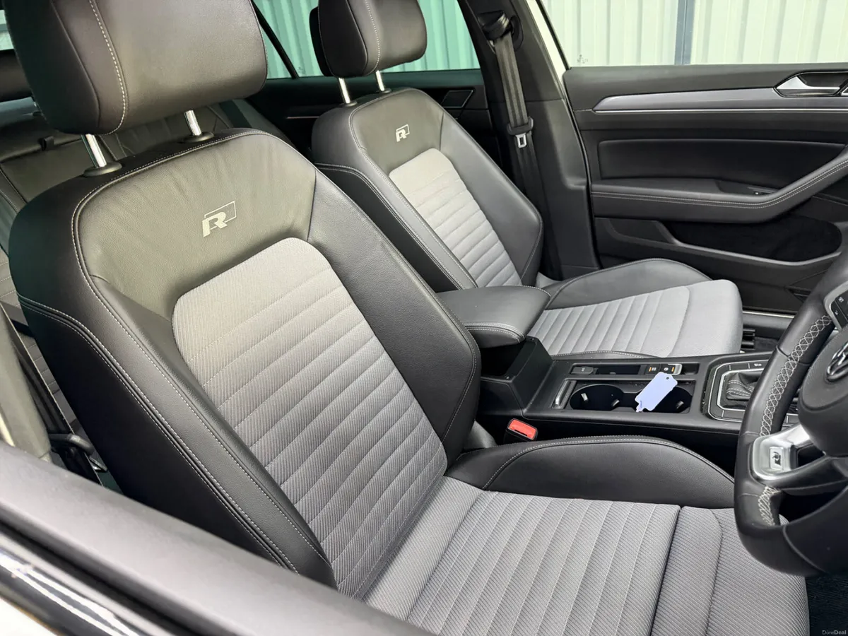 Volkswagen Passat 172 2.0Tdi R-Line Auto Pan Roof - Image 6