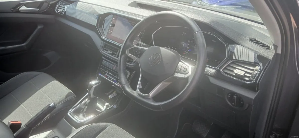 Volkswagen T-Cross Style 1.0 TSI 110HP **AUTOMATIC - Image 5