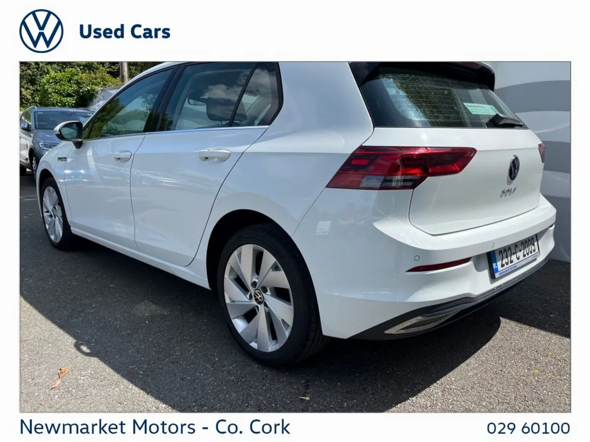 Volkswagen Golf 1.5TSI 130BHP STYLE 6 SPEED - Image 6