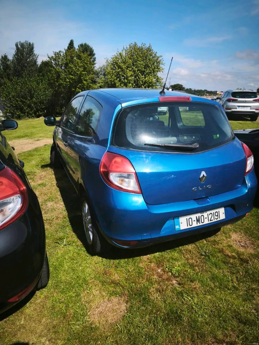 2010. Renault Clio 1.5 diesel - Image 3