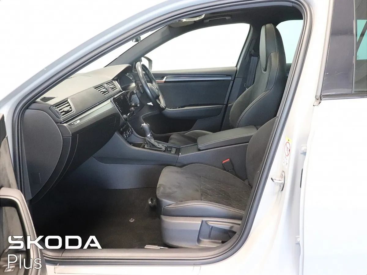 SUPERB COMBI SPORTLINE  2.0TDI 150HP DSG - Image 4