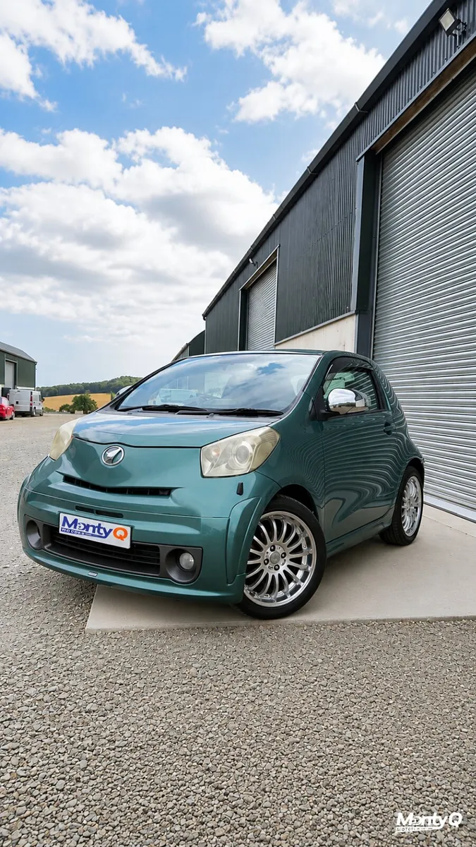 Toyota iQ Automatic 2009 - Reverse Camera - Image 1