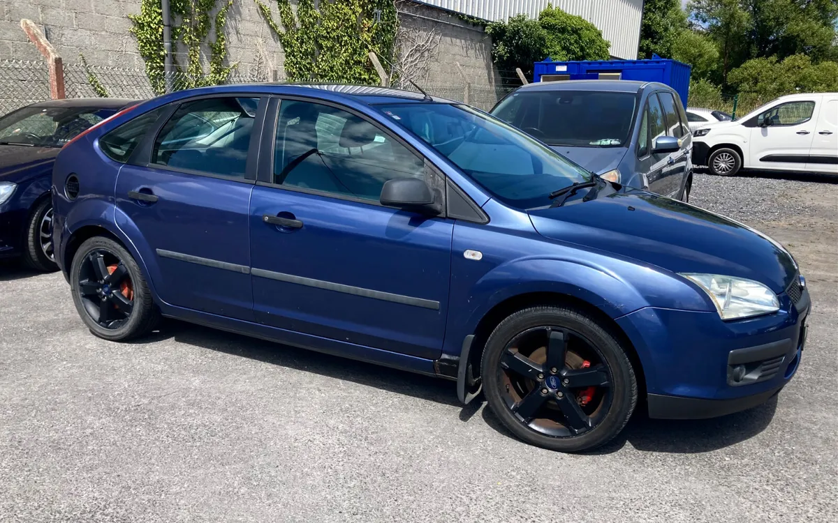 Ford Focus 2006 1.4 Petrol New NCT Test Taxed - Image 4
