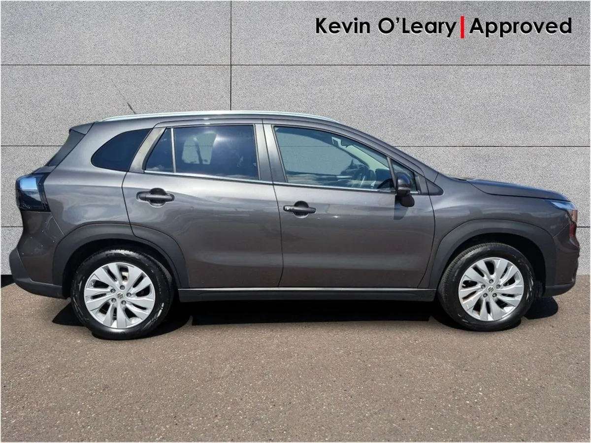 Suzuki S-CROSS 1.4 Hybrid Motion - Image 6