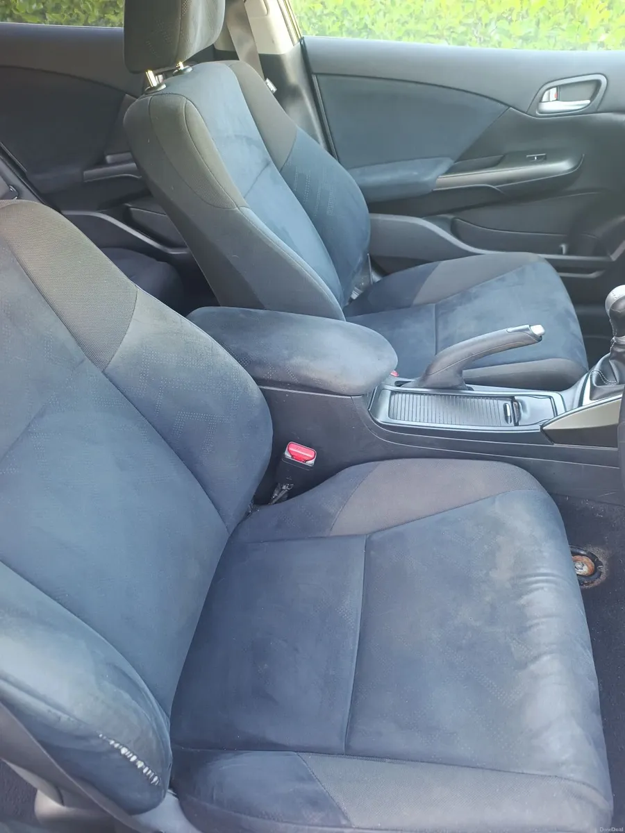 Honda Civic 2013 - Image 3