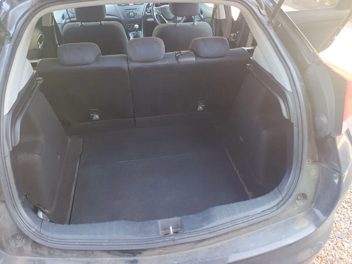 Honda Civic 2013 - Image 5