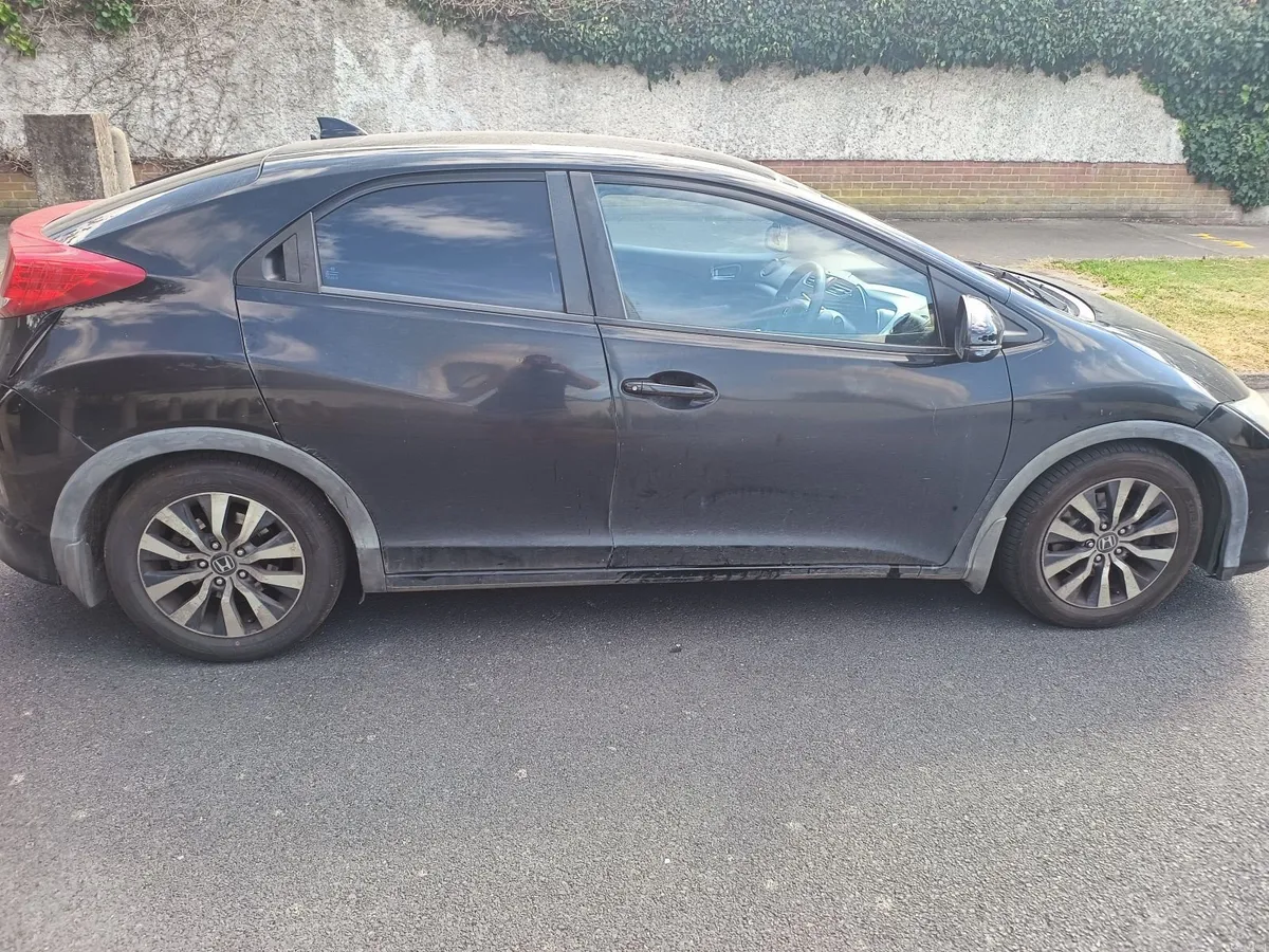 Honda Civic 2013 - Image 6
