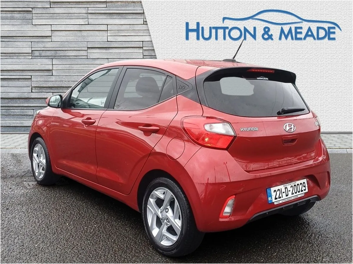 Hyundai i10 Delux Auto 1.0 Petrol 5dr - Image 2