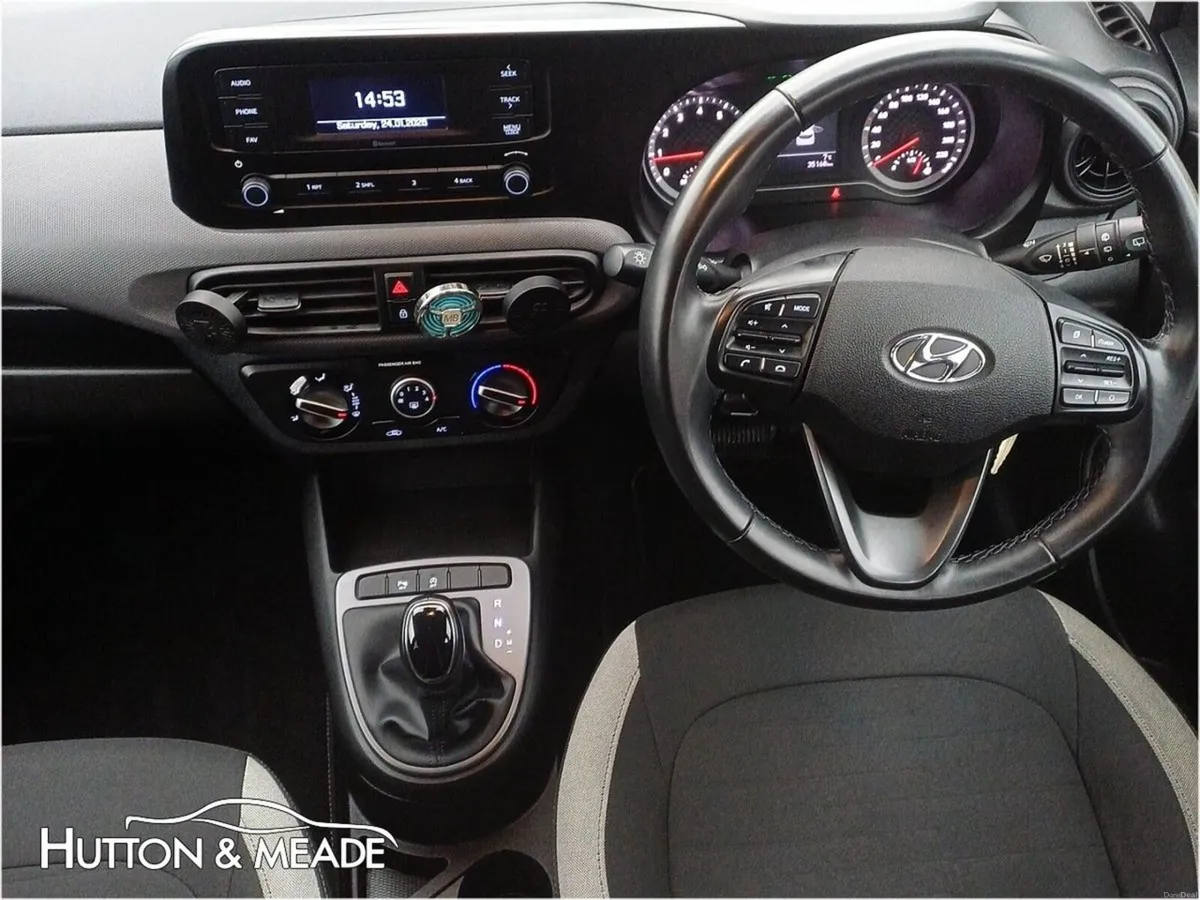 Hyundai i10 Delux Auto 1.0 Petrol 5dr - Image 3
