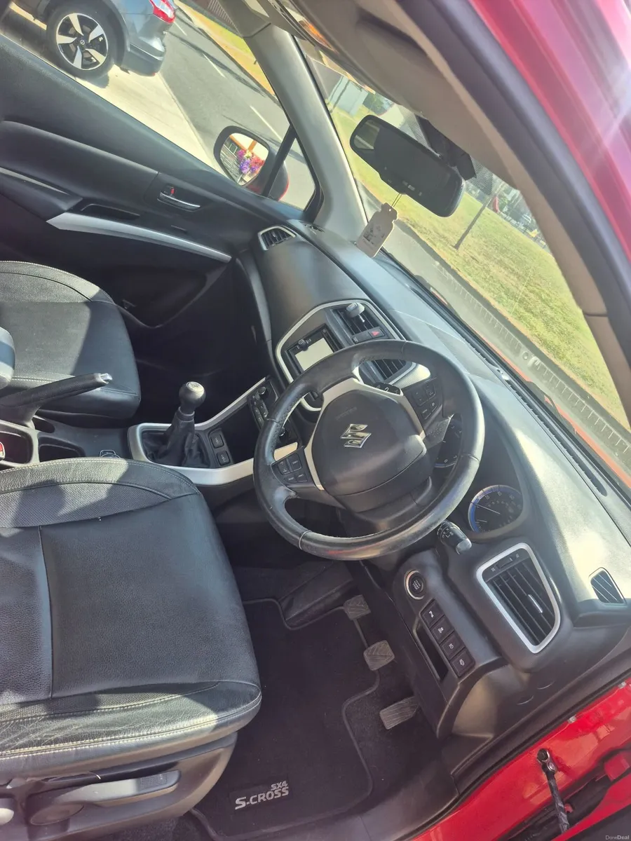 Suzuki SX4 S-Cross 2015 - Image 3