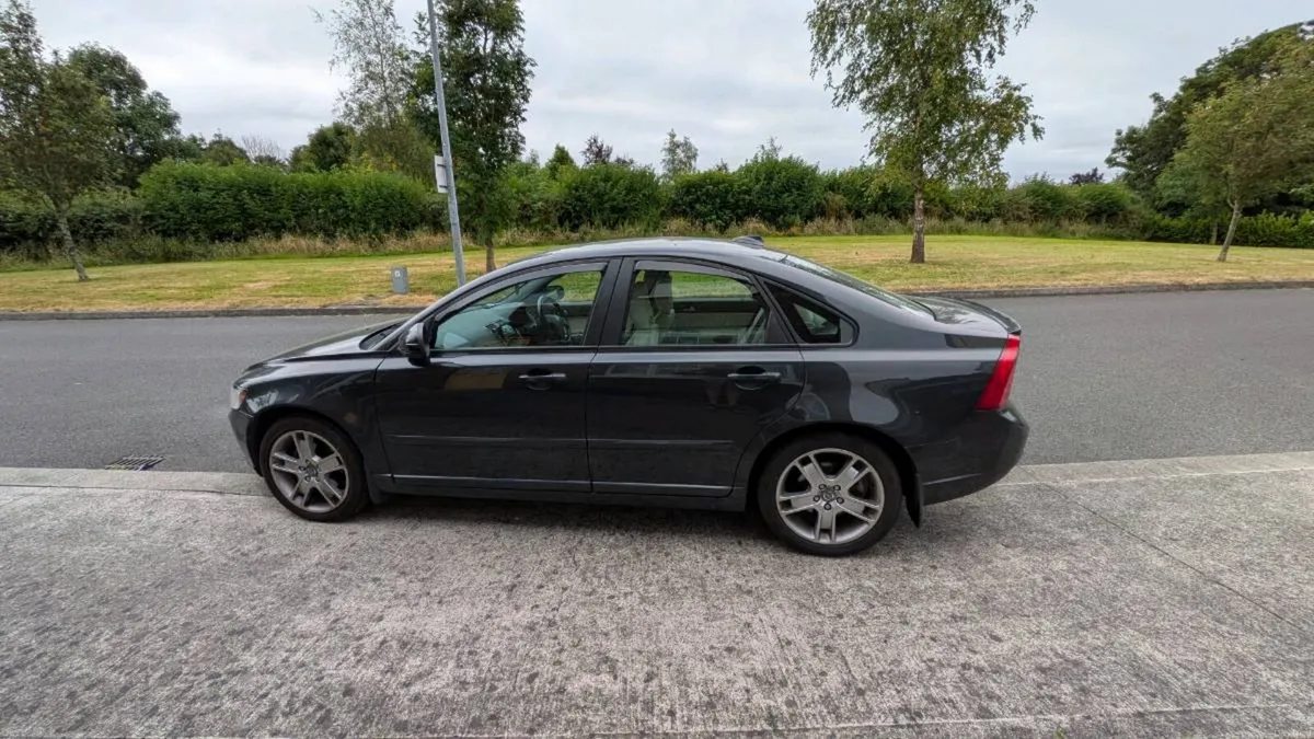 Volvo S40 - Image 5