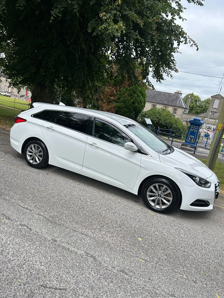Hyundai I40 estate - Image 5