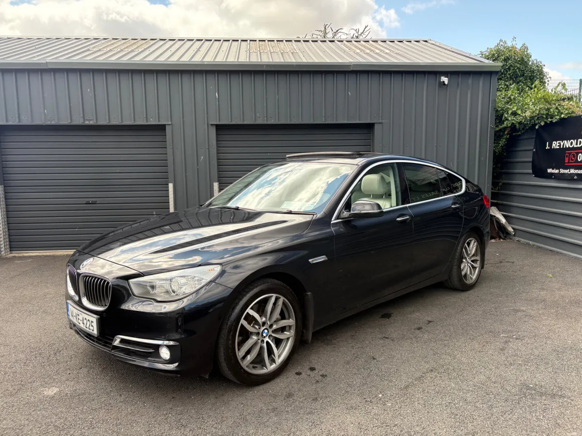 BMW 520D GT LUXURY LOW KM PAN ROOF - Image 2