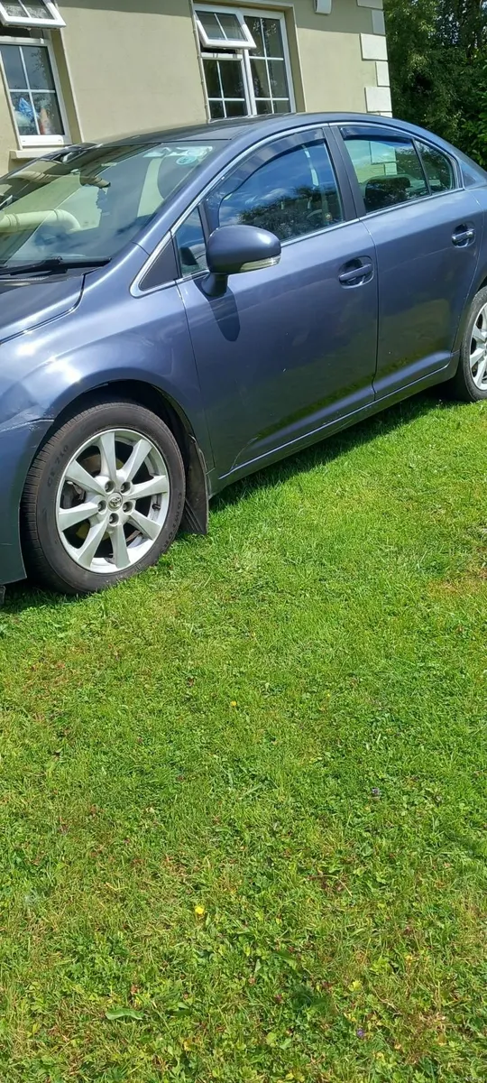 Toyota Avensis 2011 - Image 3
