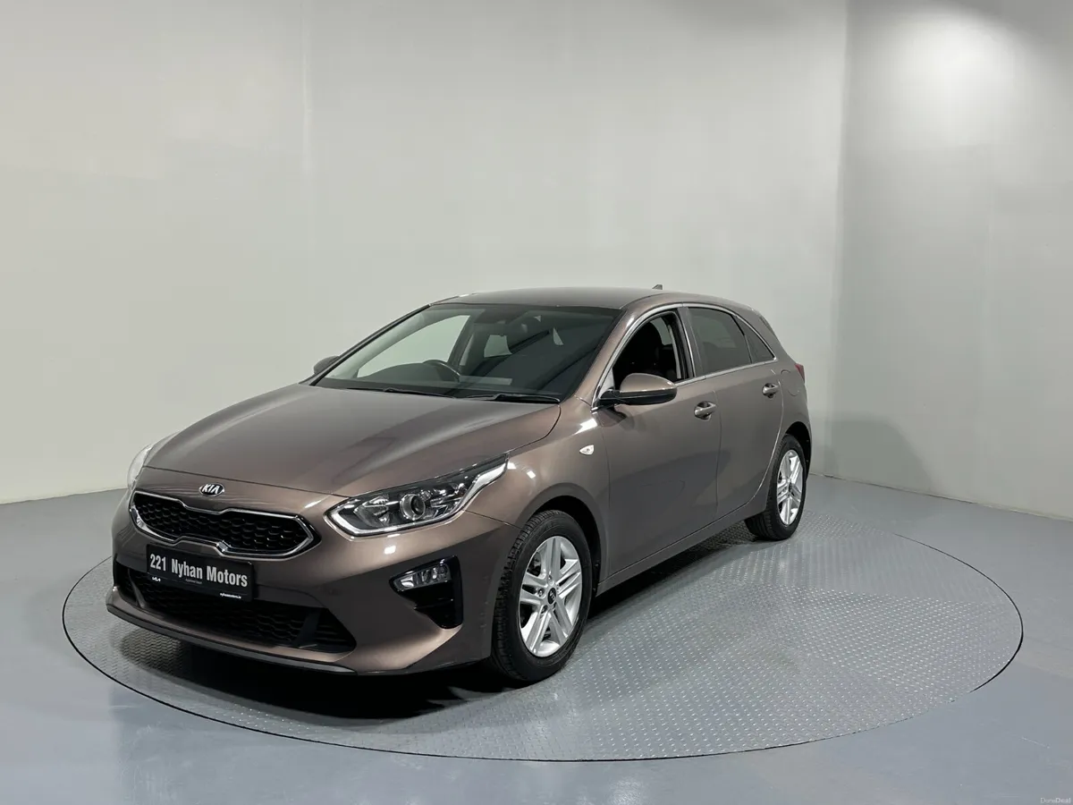 Kia Ceed CRDI 2 NAV ISG 221 (2022) - Image 3