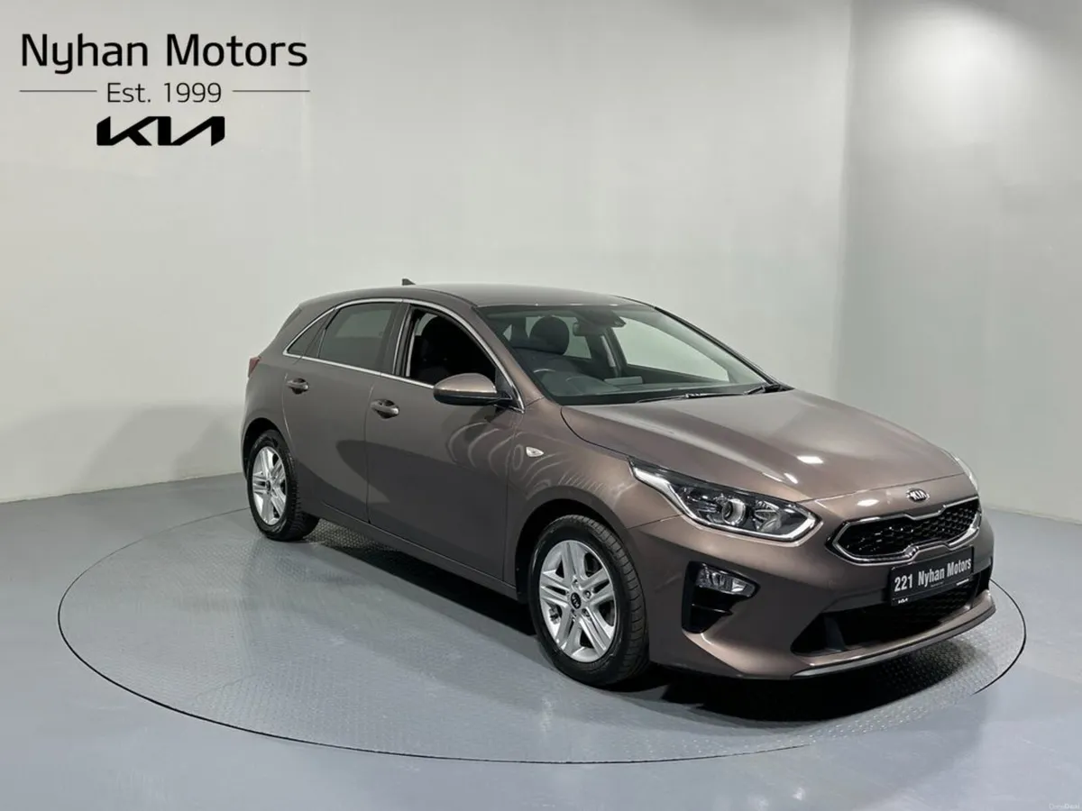 Kia Ceed CRDI 2 NAV ISG 221 (2022) - Image 1