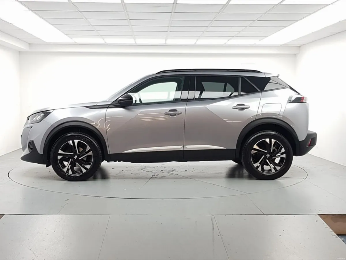 Peugeot 2008 1.2 Puretech 100bhp Allure - Image 5