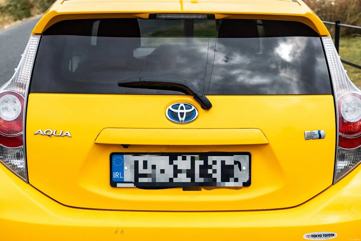 Bright Toyota Aqua 2014, Excellent Condition - Image 4