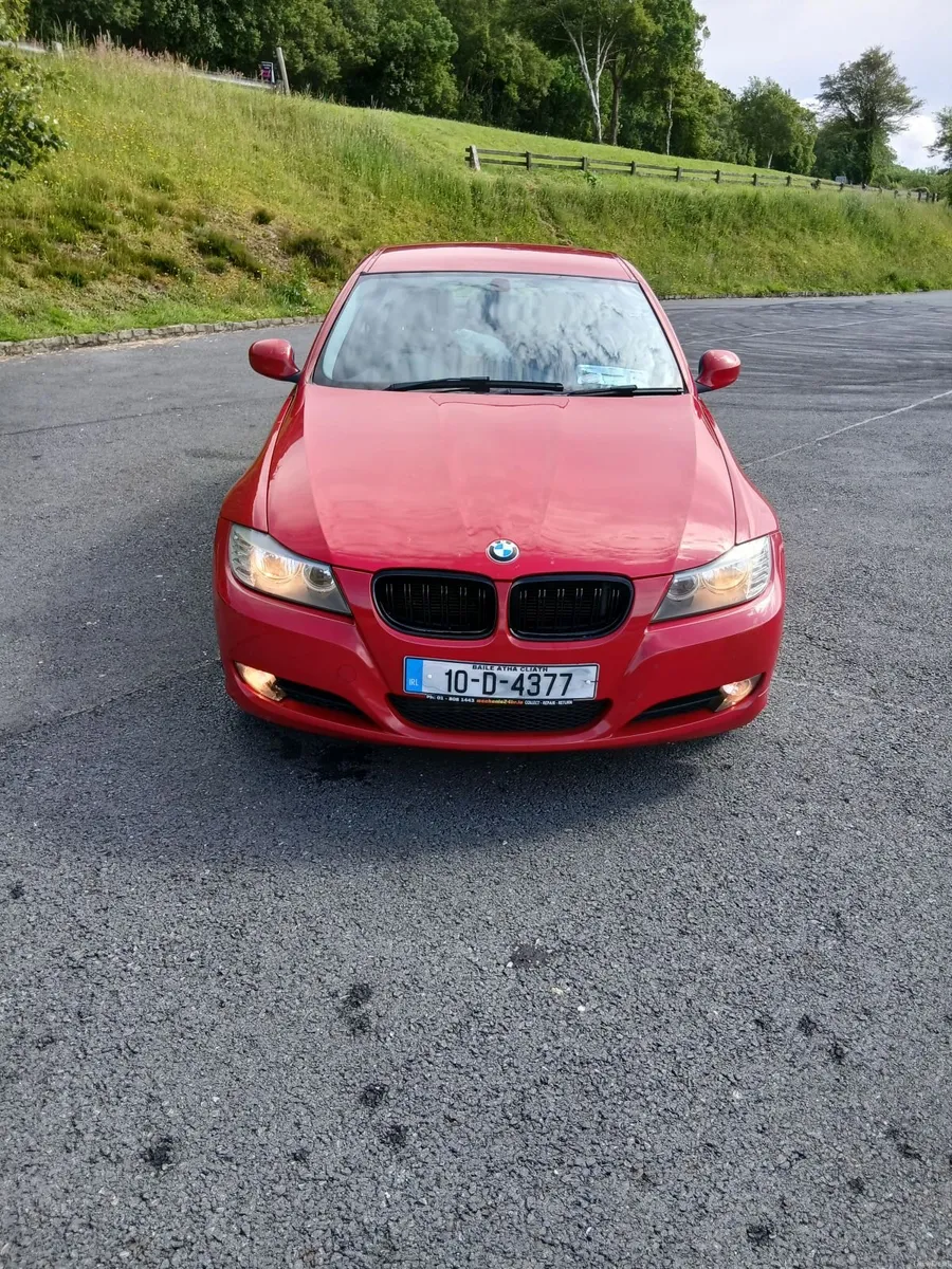 BMW 3-Series 2010 - Image 6