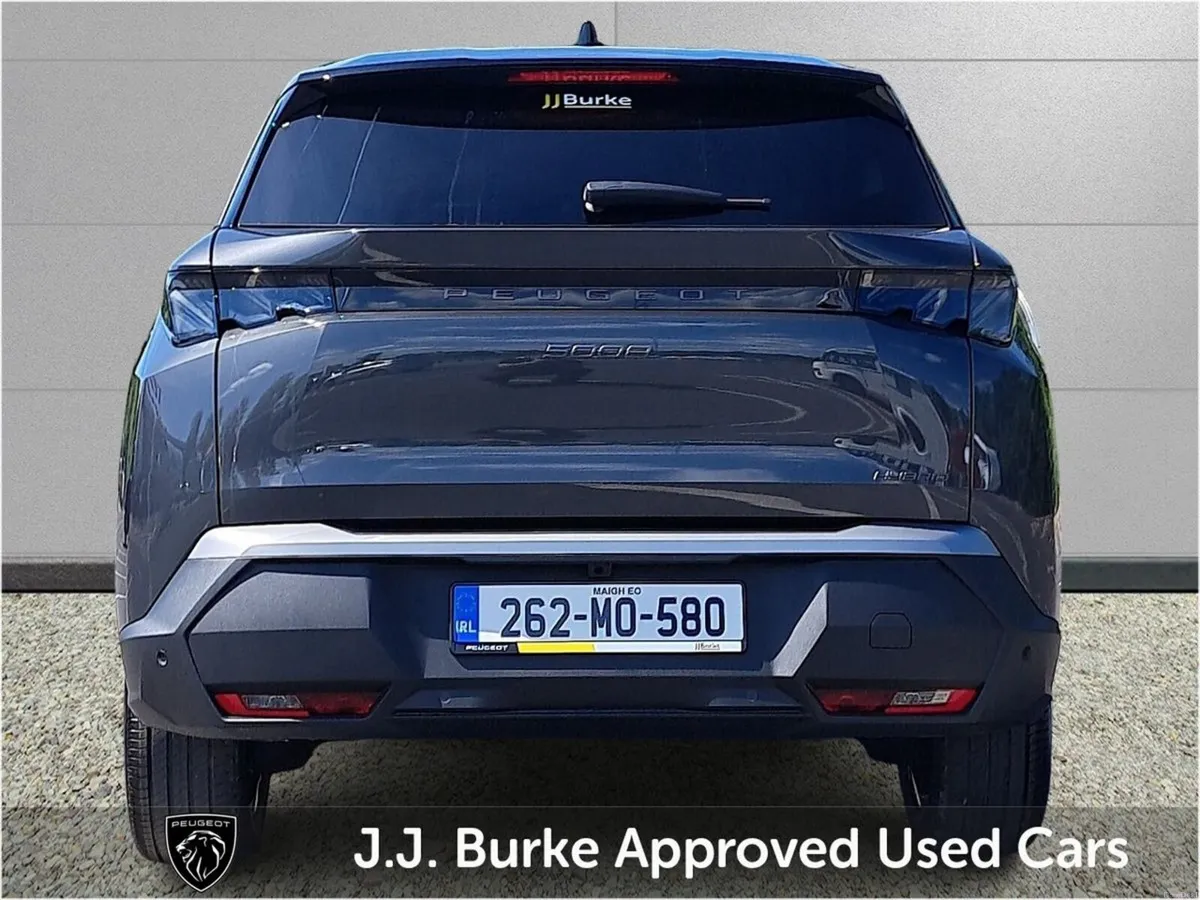 Peugeot 5008 GT Exclusive 145, Automatic, Hybrid - Image 5
