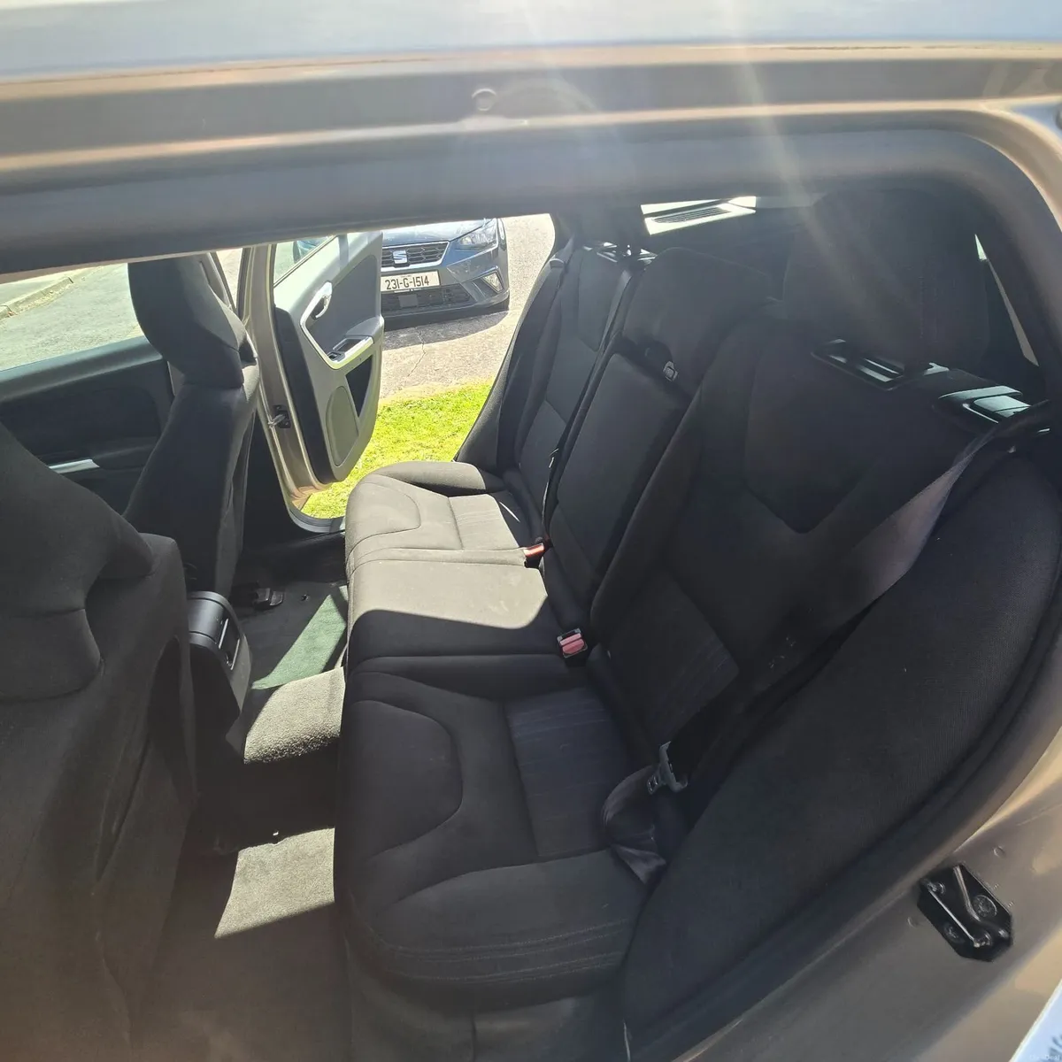 Volvo V60 2013 - Image 1