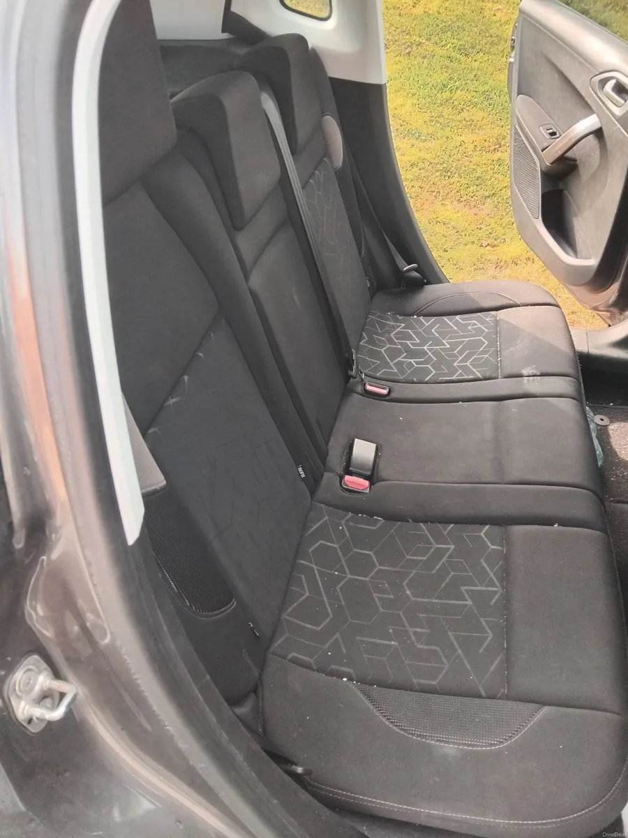 Peugeot 2008 2015 - Image 3