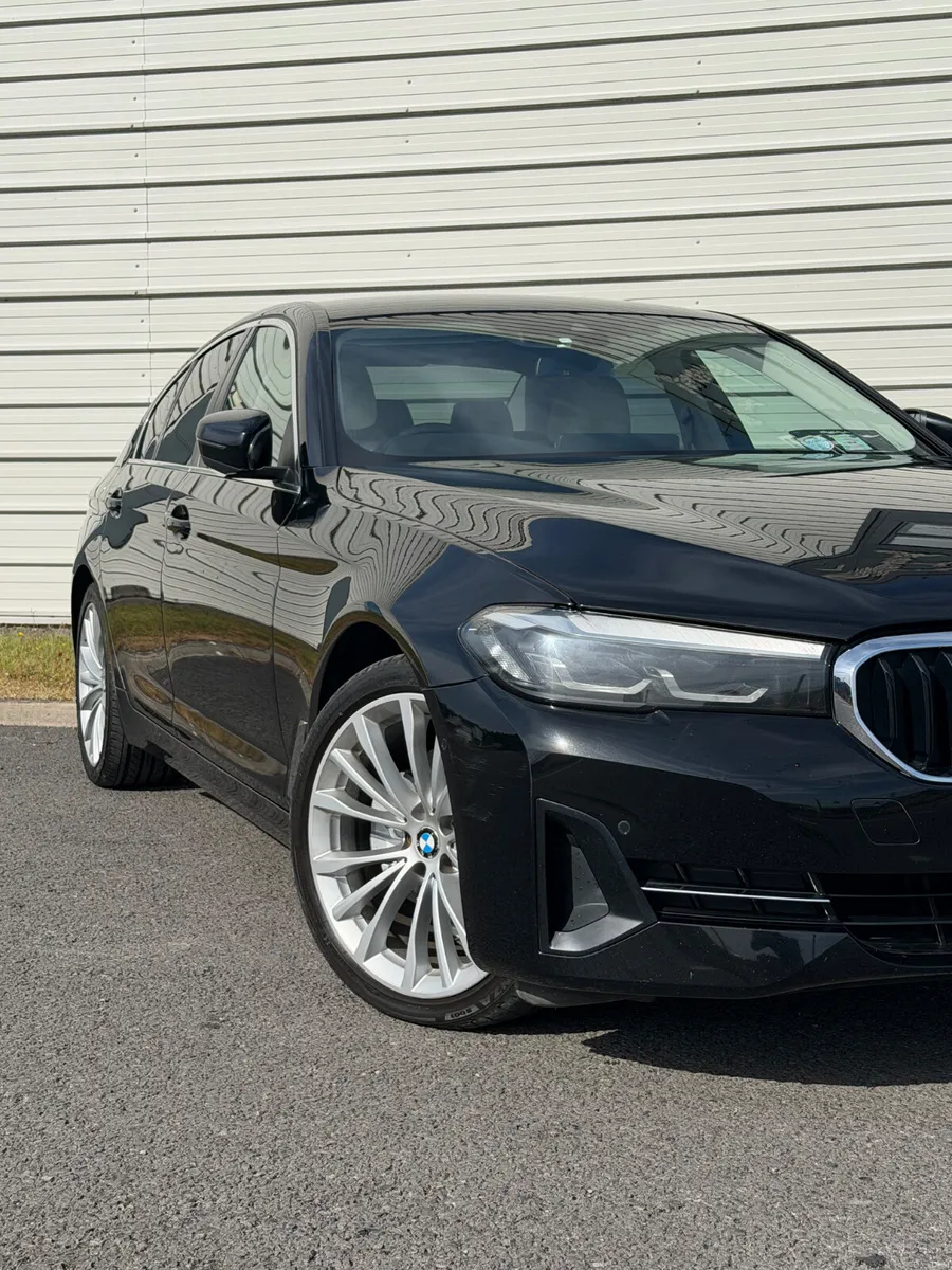 211-D BMW 520d - Image 4