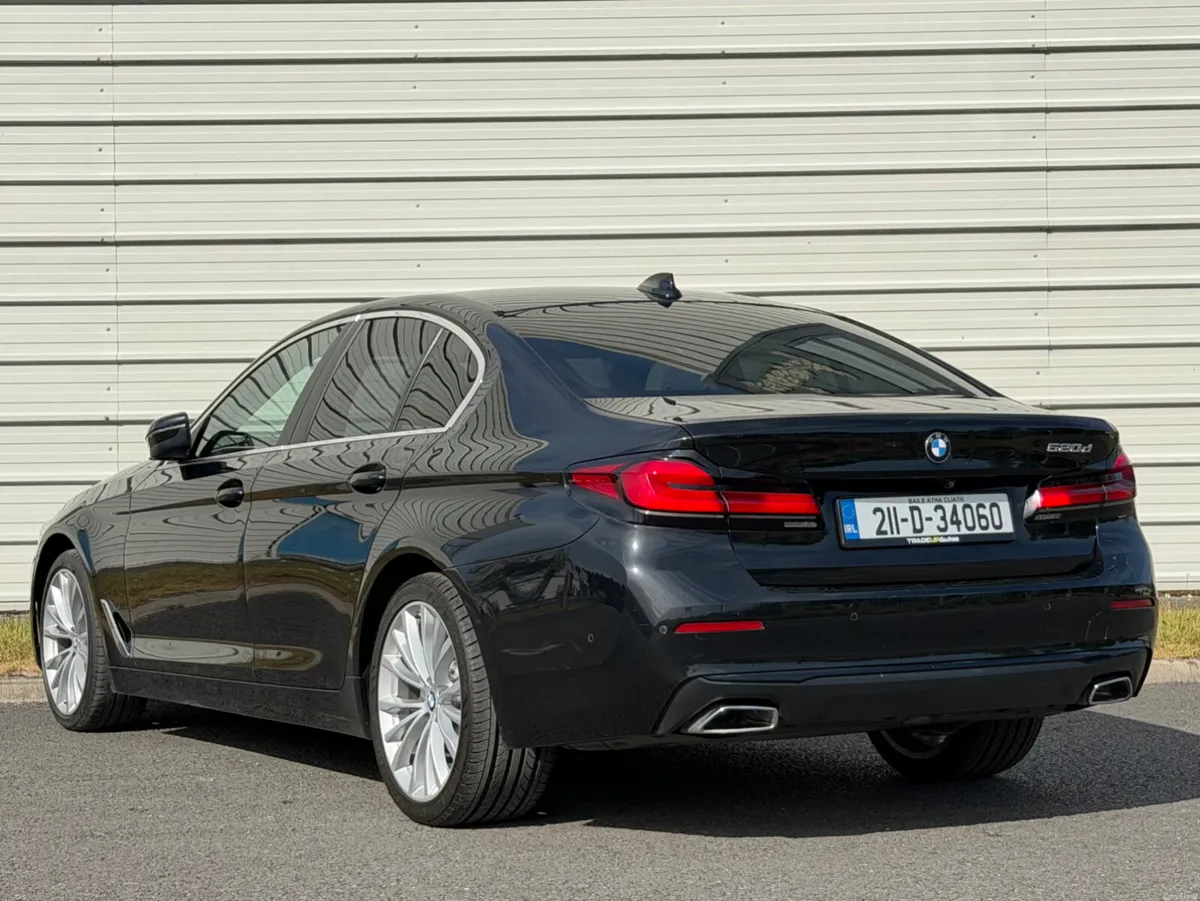 211-D BMW 520d - Image 2