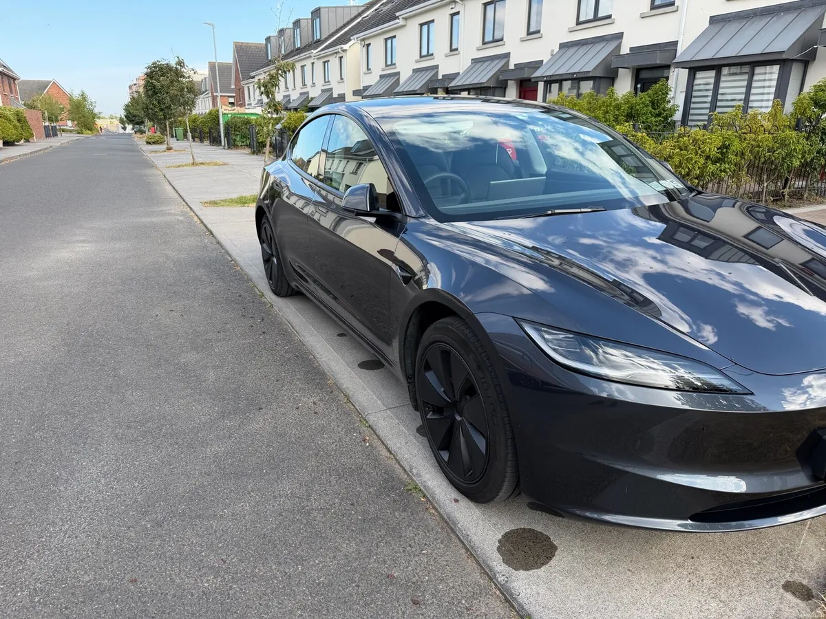 Tesla - Image 3