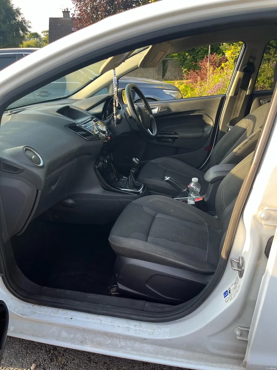 162 Ford fiesta - Image 5