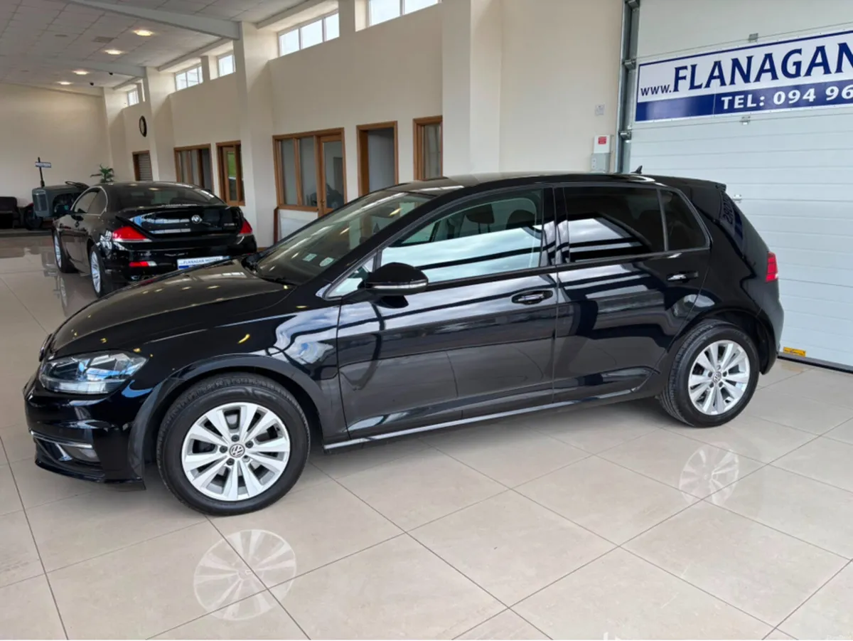 Volkswagen Golf COMFORTLINE 1.6 TDI MANUAL 5SPEED - Image 3