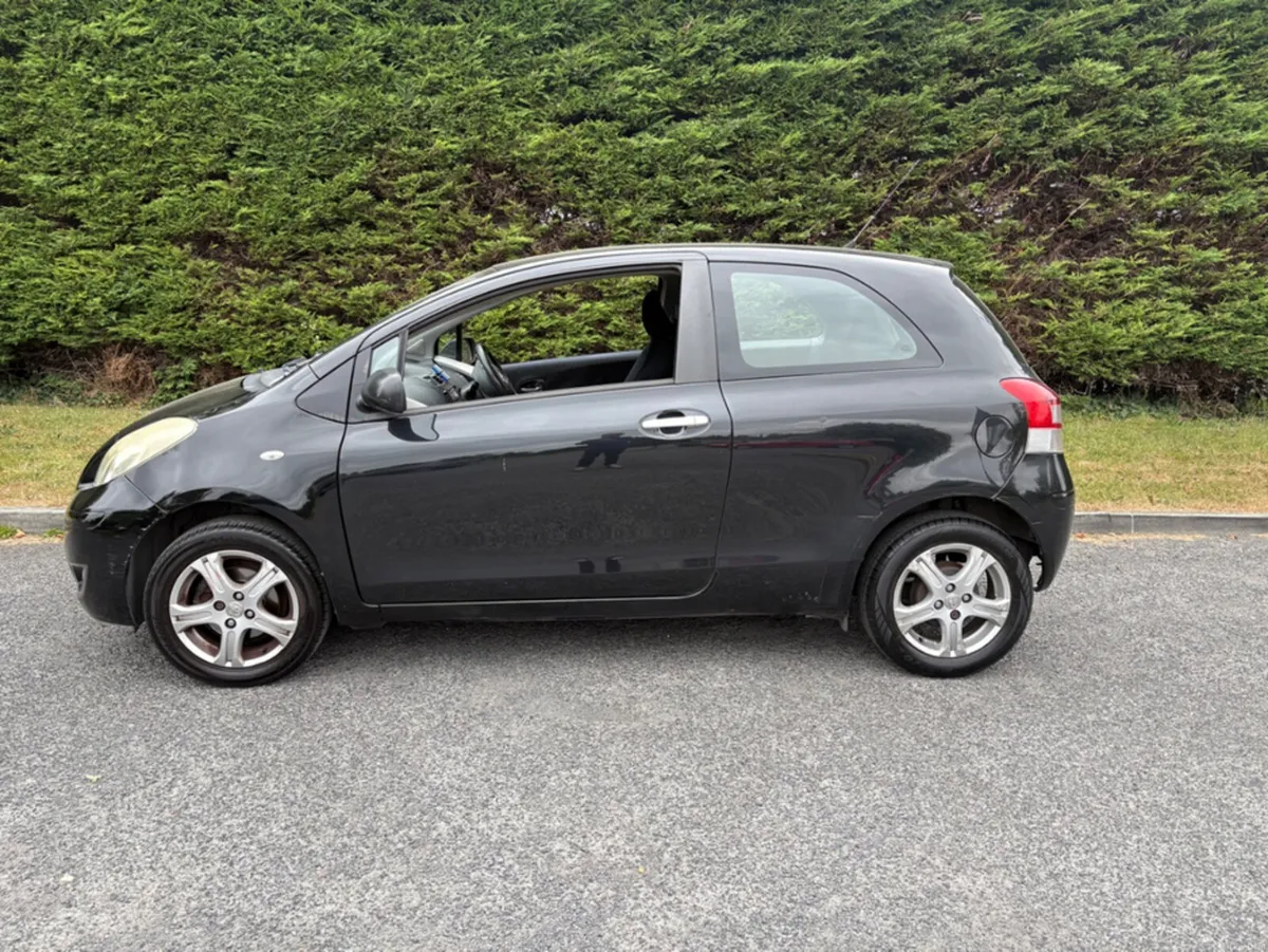 Toyota Yaris 1.0 VVTI TR 3DR - Image 3