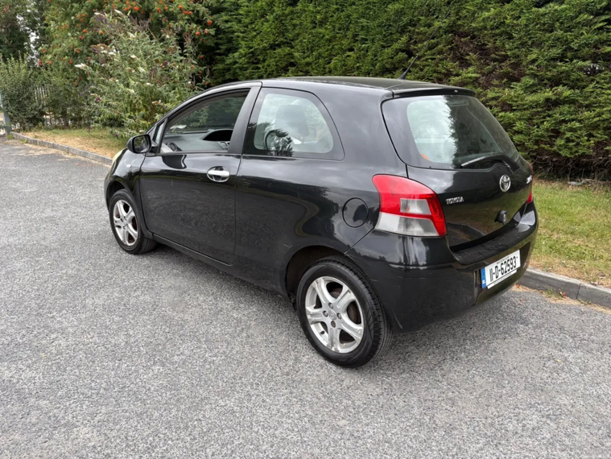 Toyota Yaris 1.0 VVTI TR 3DR - Image 1