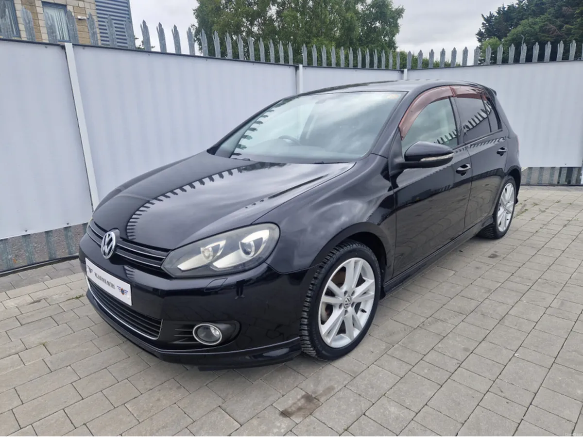 Volkswagen Golf 1.2 PETROL AUTO - Image 4