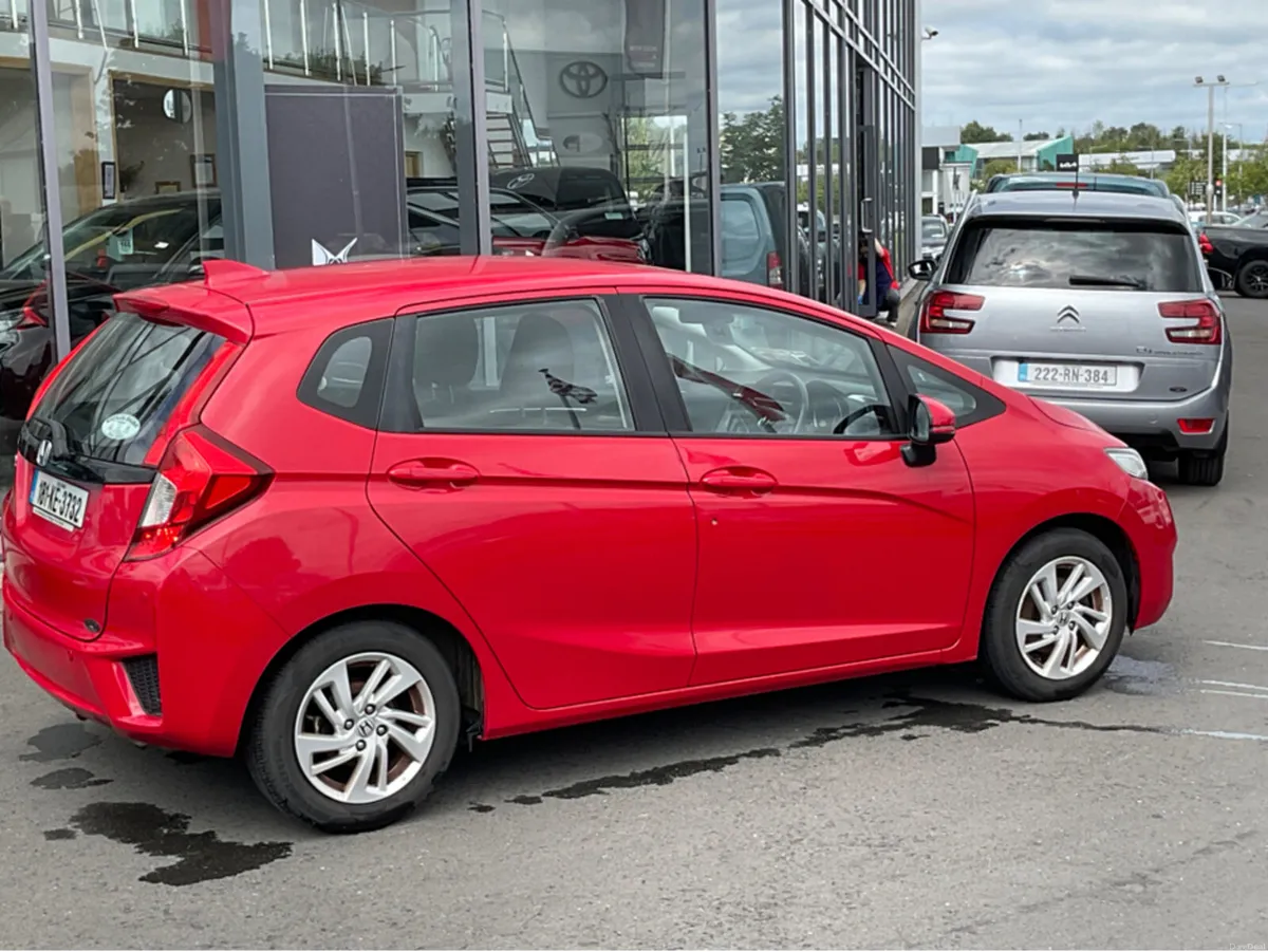 Honda Jazz 1.3 I VTEC ES 5DR - Image 6