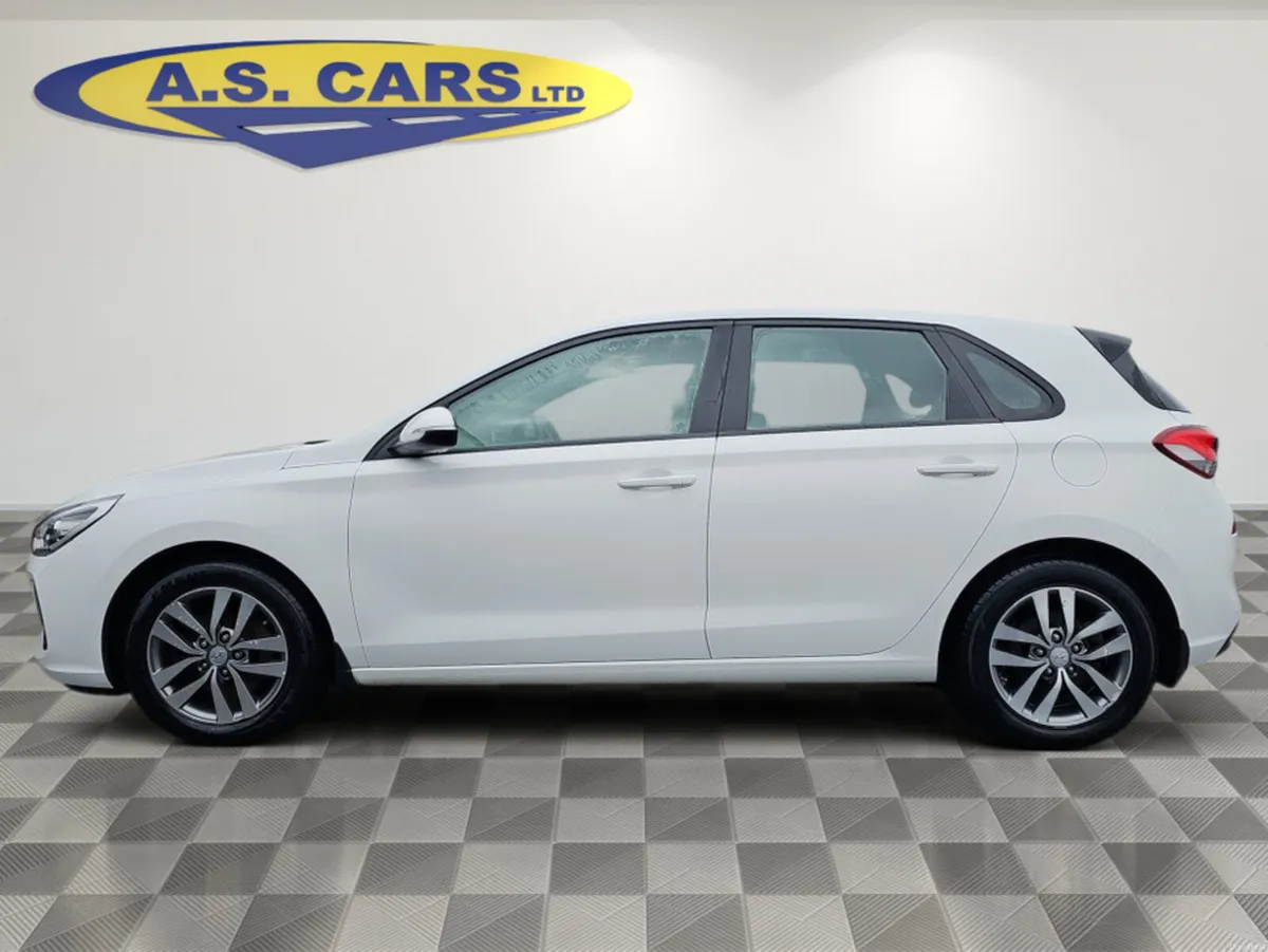 Hyundai i30 I 30 DELUXE 5DR ** 1 OWNER IRISH CAR * - Image 6